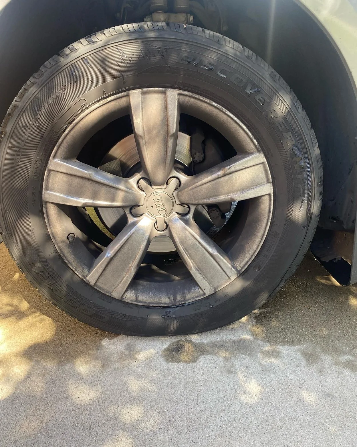 Wheel clean-up before detailing